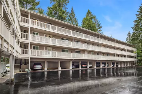 14537 NE 40th St #H301, Bellevue, WA 98007