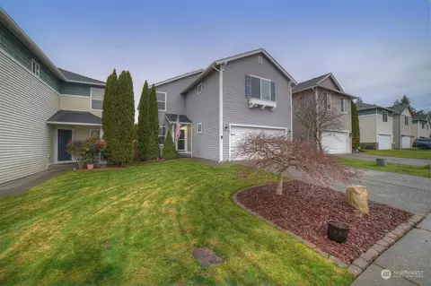 2195 SW Grebe Way, Port Orchard, WA 98367