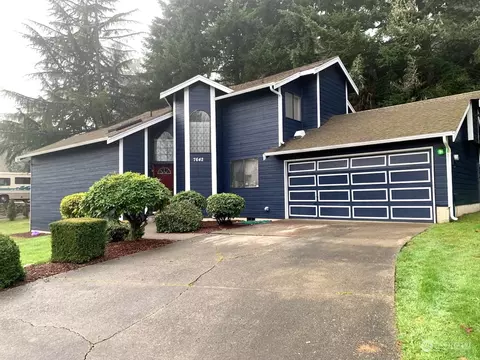7642 E Klondike Ct, Port Orchard, WA 98366