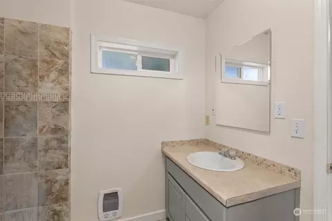2131 Stuart St, Raymond, WA 98577 photo 13