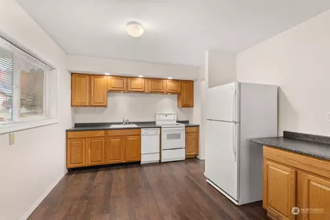 2131 Stuart St, Raymond, WA 98577 photo 4