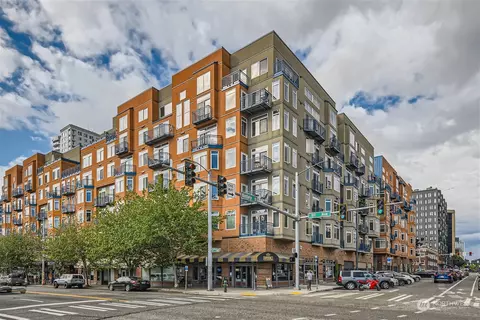 2414 1st Ave #612, Seattle, WA 98121