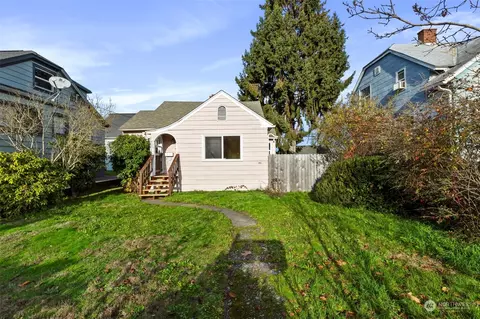 1708 Burwell St, Bremerton, WA 98337