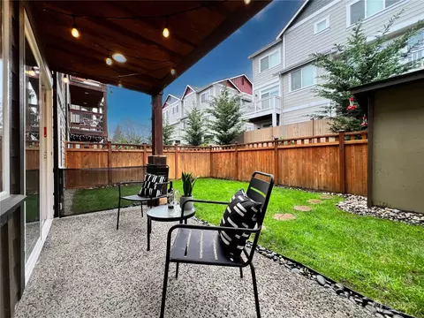 21307 48th Ave W #C110, Mountlake Terrace, WA 98043