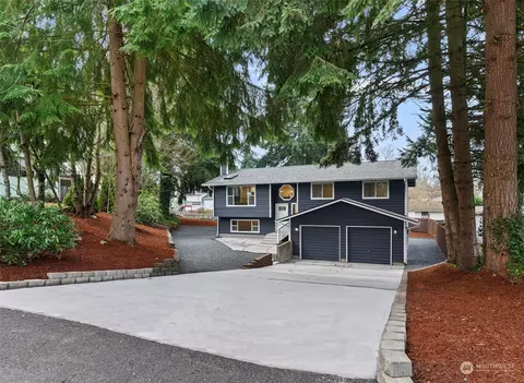 95 Hylebos Ave, Milton, WA 98354