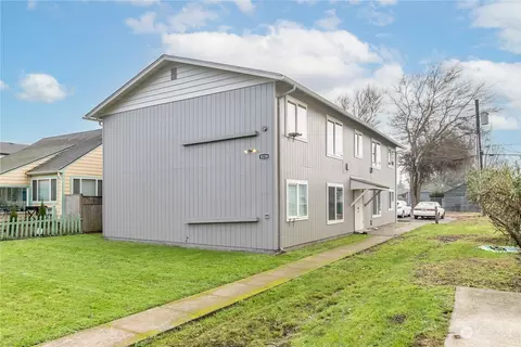 3139 Dover St, Longview, WA 98632