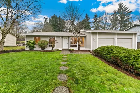 14018 113th Ave NE, Kirkland, WA 98034