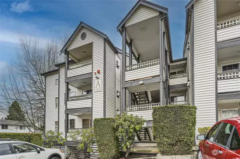 10824 SE 170th St #A301, Renton, WA 98055