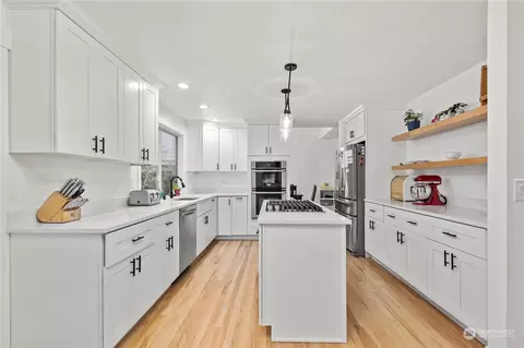 10411 NE 152nd Pl, Bothell, WA 98011 photo 12