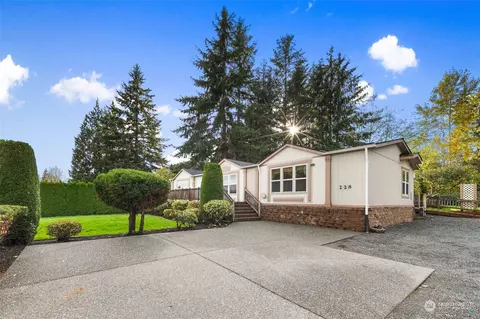 228 Davies Rd, Lake Stevens, WA 98258