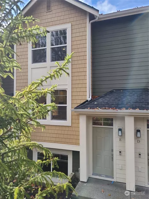 19420 121st Pl NE #E, Bothell, WA 98011 photo 1