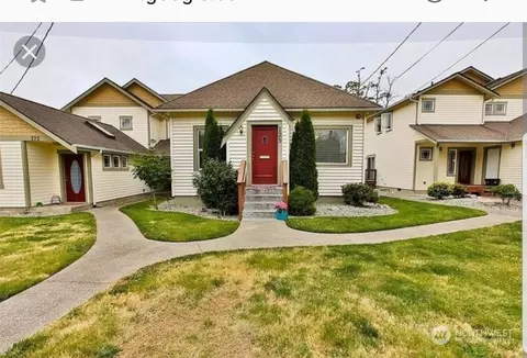 125 Rainier Ave, Bremerton, WA 98312
