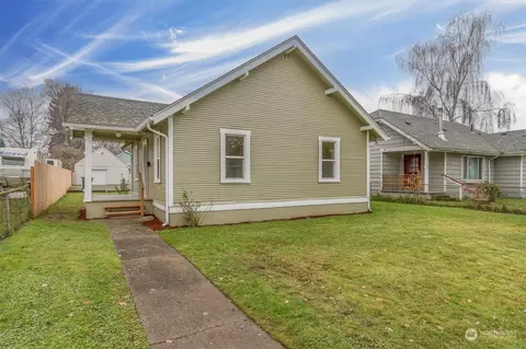 551 17th Ave, Longview, WA 98632