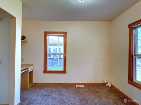 1206 Sumner Ave, Sumner, WA 98390 photo 7