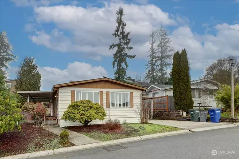 12600 NE 199th St, Bothell, WA 98011