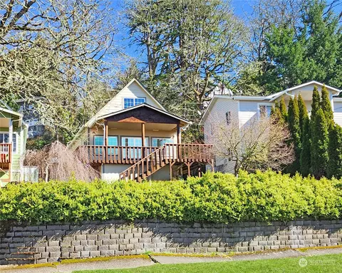 292 NE Washington Ave, Chehalis, WA 98532