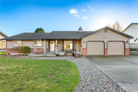 1048 Ridgeway Dr, Lynden, WA 98264