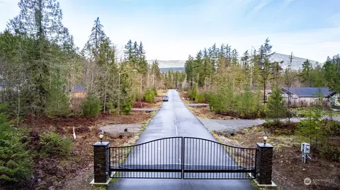 8580 Timberland Ct, Birdsview, WA 98237