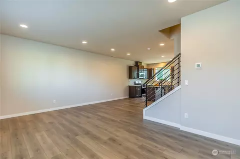 19308 35th Dr SE #D, Bothell, WA 98012 photo 9