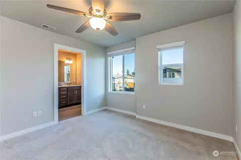 19308 35th Dr SE #D, Bothell, WA 98012 photo 17