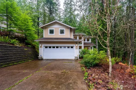 209 Harbor View Dr, Bellingham, WA 98229
