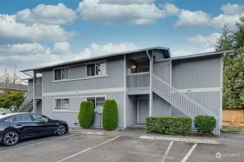 9127 1st Pl NE #4, Lake Stevens, WA 98258