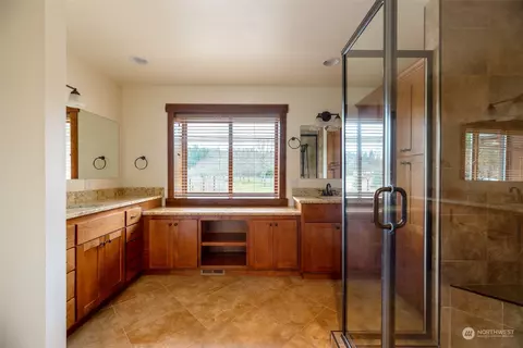 809 S 3rd St, Pe Ell, WA 98572 photo 14