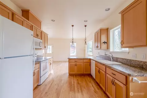 809 S 3rd St, Pe Ell, WA 98572 photo 30