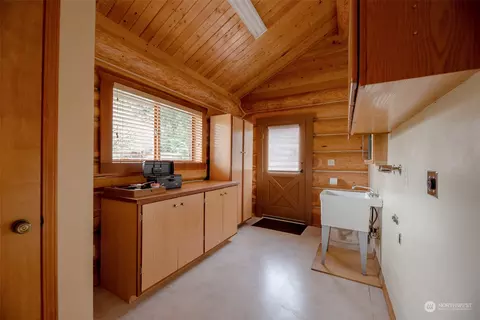 809 S 3rd St, Pe Ell, WA 98572 photo 16