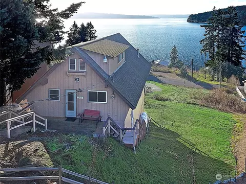 2212 Cleven Park Rd, Camano Island, WA 98282