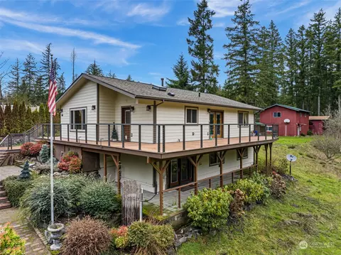 2689 SW Minterbrook Rd, Port Orchard, WA 98367