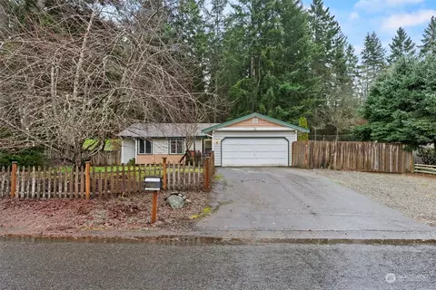 4724 231st Street Ct E, Spanaway, WA 98387