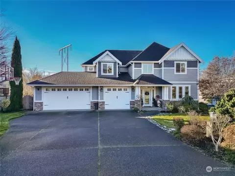 21624 29th St E, Lake Tapps, WA 98391