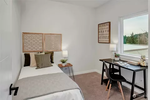 Bedroom - 8919 NE 173rd Pl #D, Bothell, WA 98011 photo 4 of 4