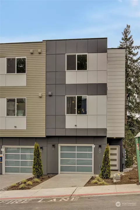 Exterior - 8919 NE 173rd Pl #D, Bothell, WA 98011 photo 3 of 7