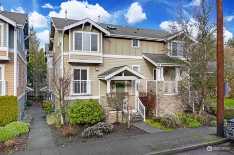 4508 NE 55th St #B, Seattle, WA 98105