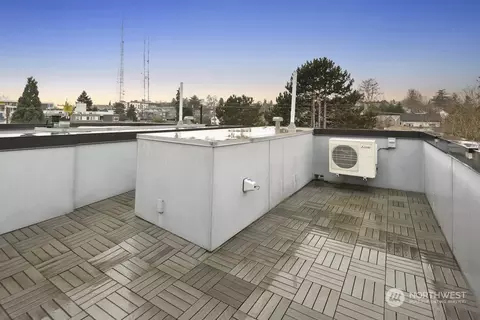 152 21st Ave E #B, Seattle, WA 98112 photo 22