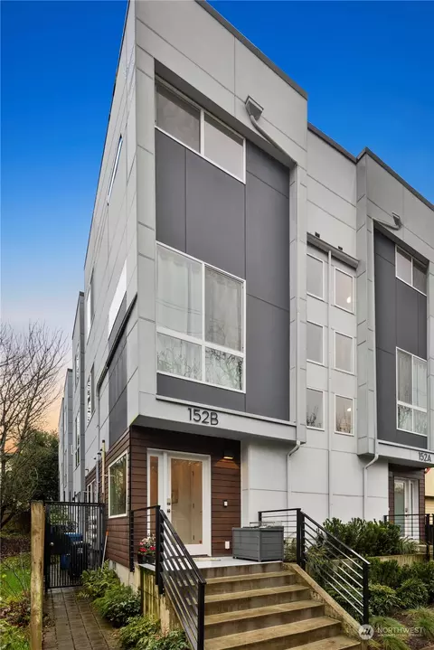 152 21st Ave E #B, Seattle, WA 98112