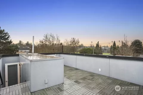 152 21st Ave E #B, Seattle, WA 98112 photo 23