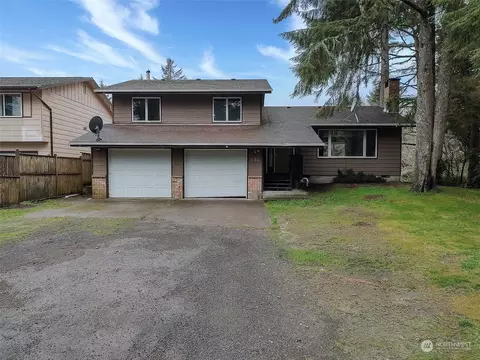 553 Quinault Ave SE, Ocean Shores, WA 98569