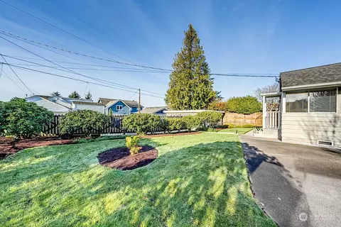 722 Rucker Ave, Everett, WA 98201 photo 6