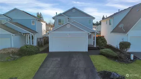 2704 186th St E, Tacoma, WA 98445