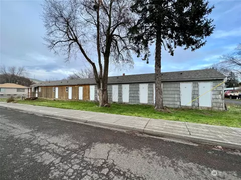 329 W Main St, Dayton, WA 99328
