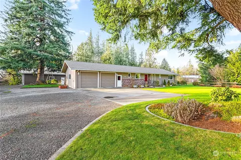 8669 Berthusen Rd, Lynden, WA 98264