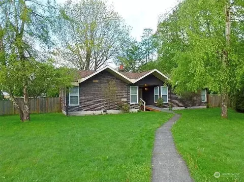 30325 13th Ave S, Federal Way, WA 98003