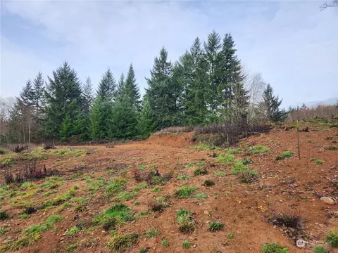 114 Creekwood Ln, Chehalis, WA 98532