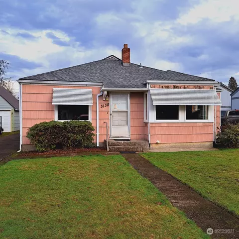 3138 Florida St, Longview, WA 98632