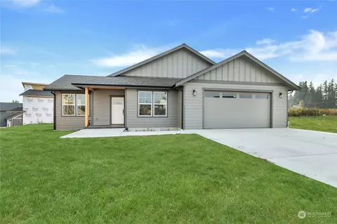 1913 Benjamin Ct, Lynden, WA 98264