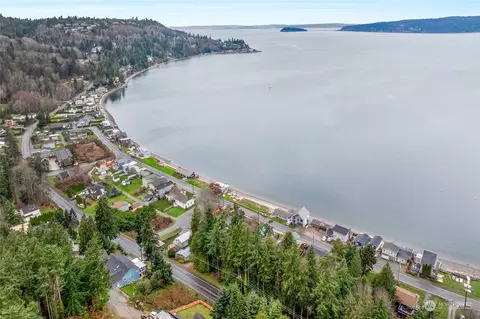 1104 Ekle St, Camano Island, WA 98282