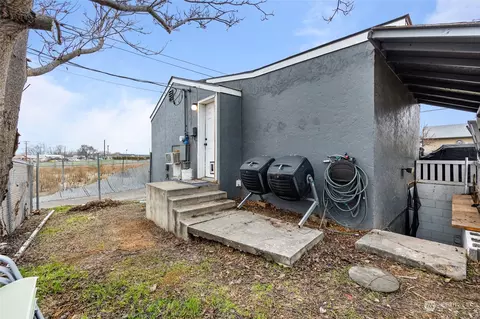 902 S 11th Ave, Pasco, WA 99301 photo 4